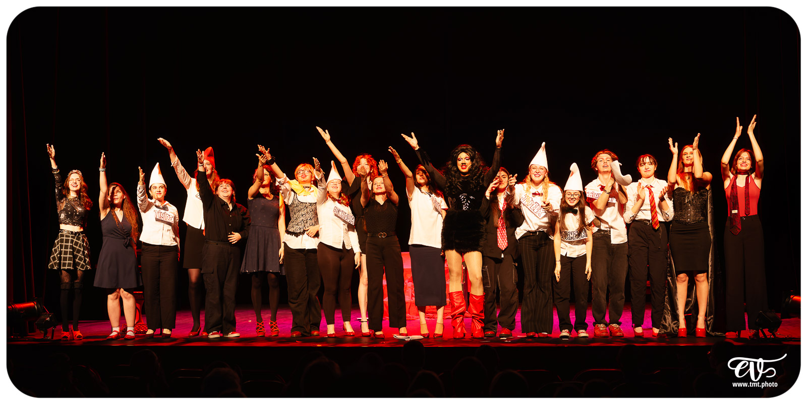 BLANCHE-NEIGE FOUTUE FORET